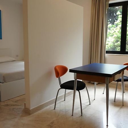 Apartmán Kiwi Latina Exteriér fotografie