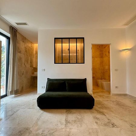 Apartmán Kiwi Latina Exteriér fotografie