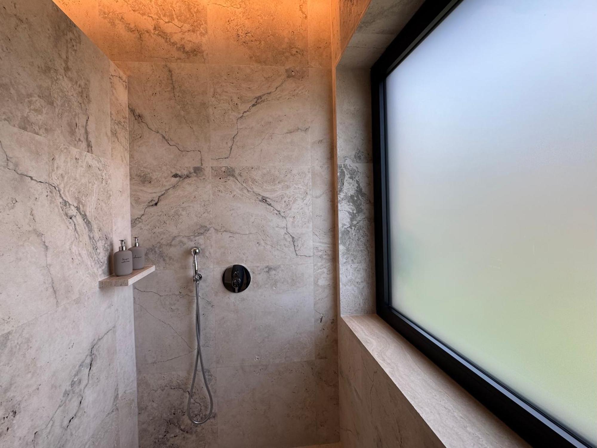 Apartmán Kiwi Latina Exteriér fotografie